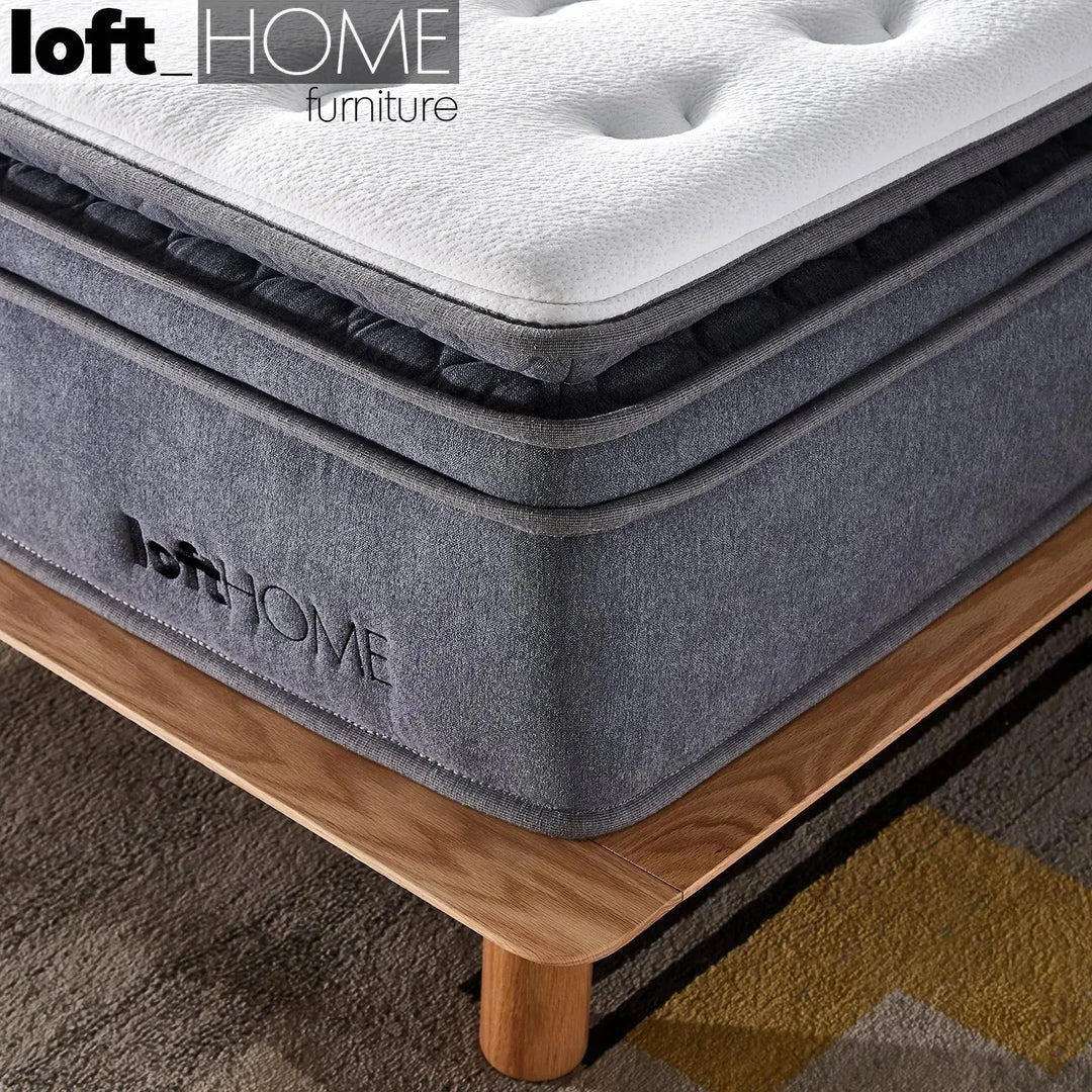 35cm latex gel memory foam pocket spring mattress deep in close up details.