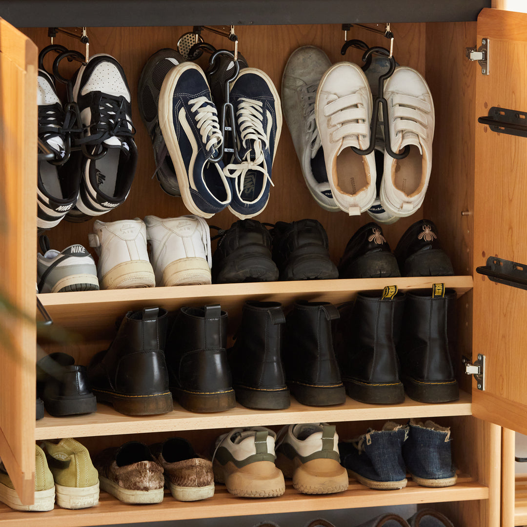 Shoe hanging hook size charts.