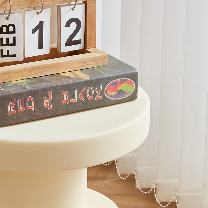Contemporary plastic stool side table pixel detail 2.