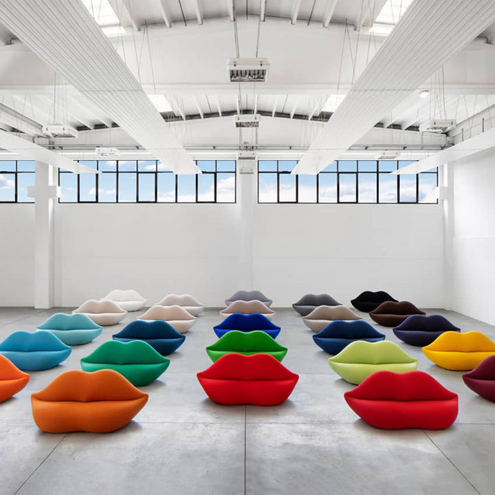 Contemporary velvet 2 seater sofa bocca detail 1.