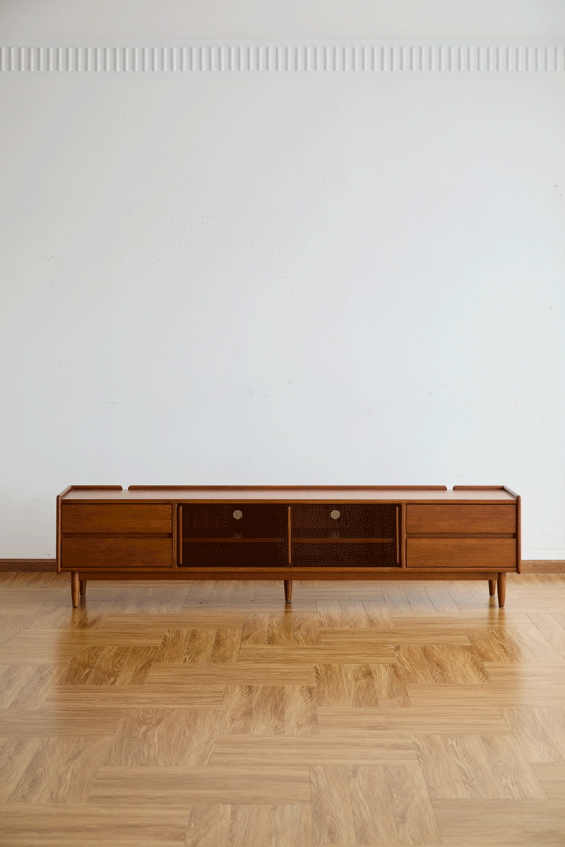 Vintage boxwood tv console vista color swatches.