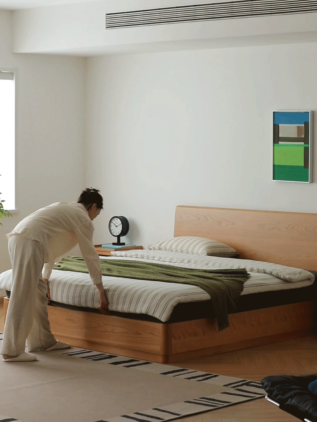 Scandinavian Cherry Wood Lift-Up Storage Bed SQUARE BOX