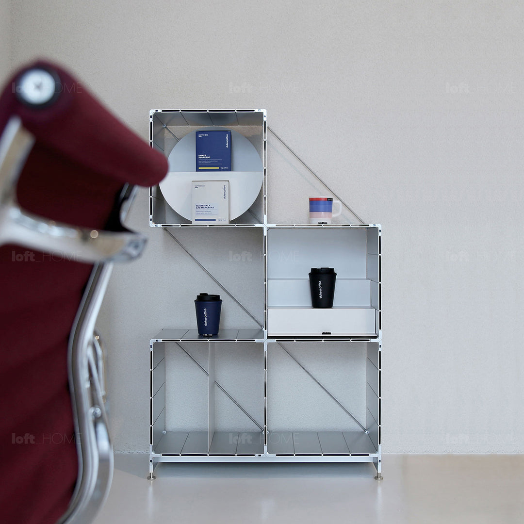 Industrial aluminium side table cube detail 1.