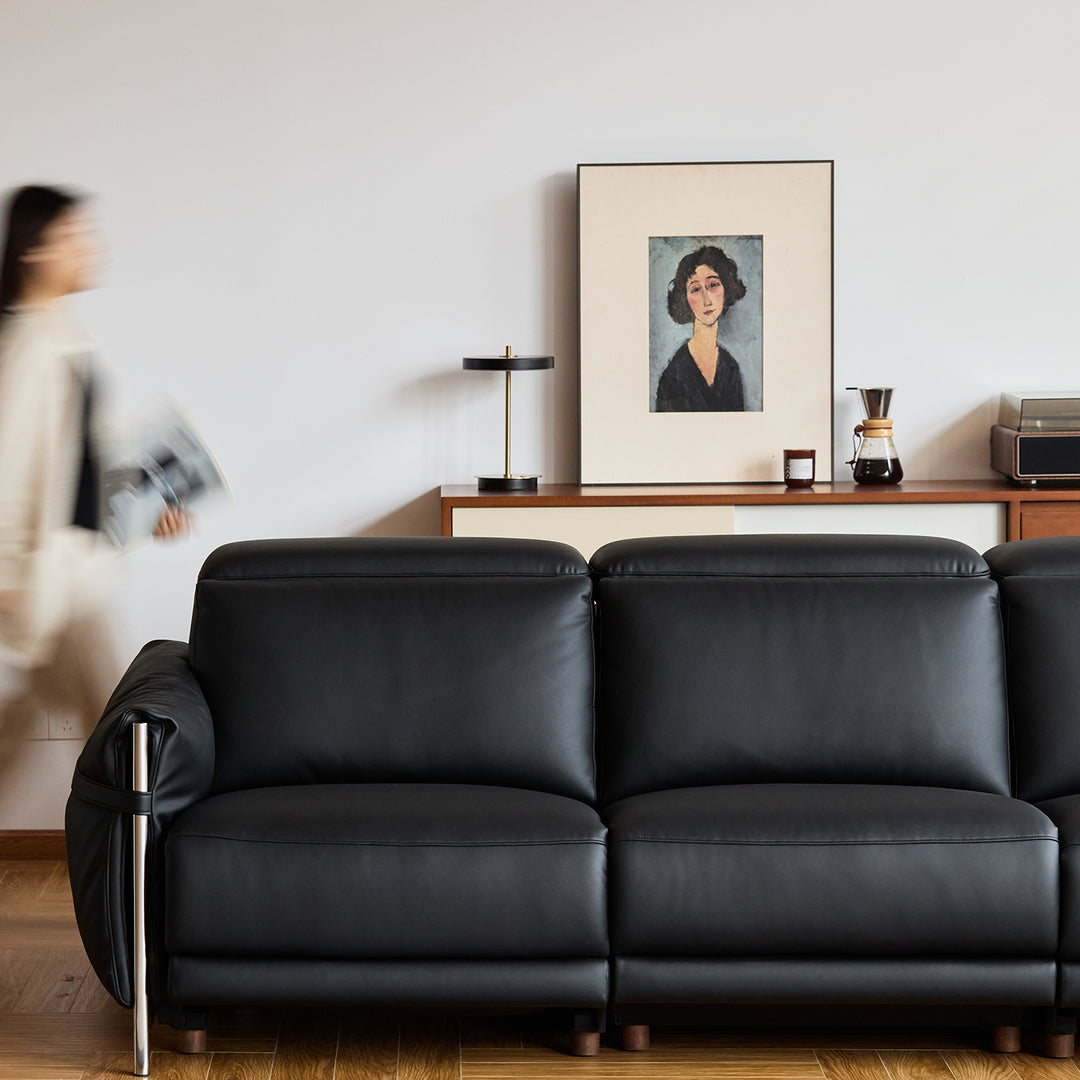 Minimalist Microfiber Leather electric recliner 3 seater sofa calmera detail 4.