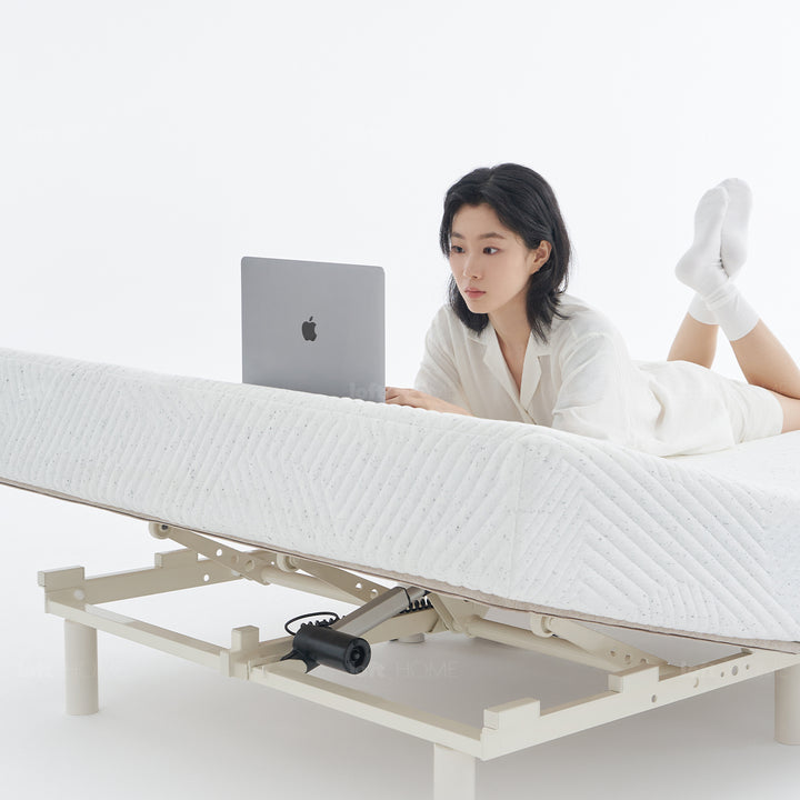 Minimalist metal electric adjustable bed frame with mattress 2in1 set upone detail 9.