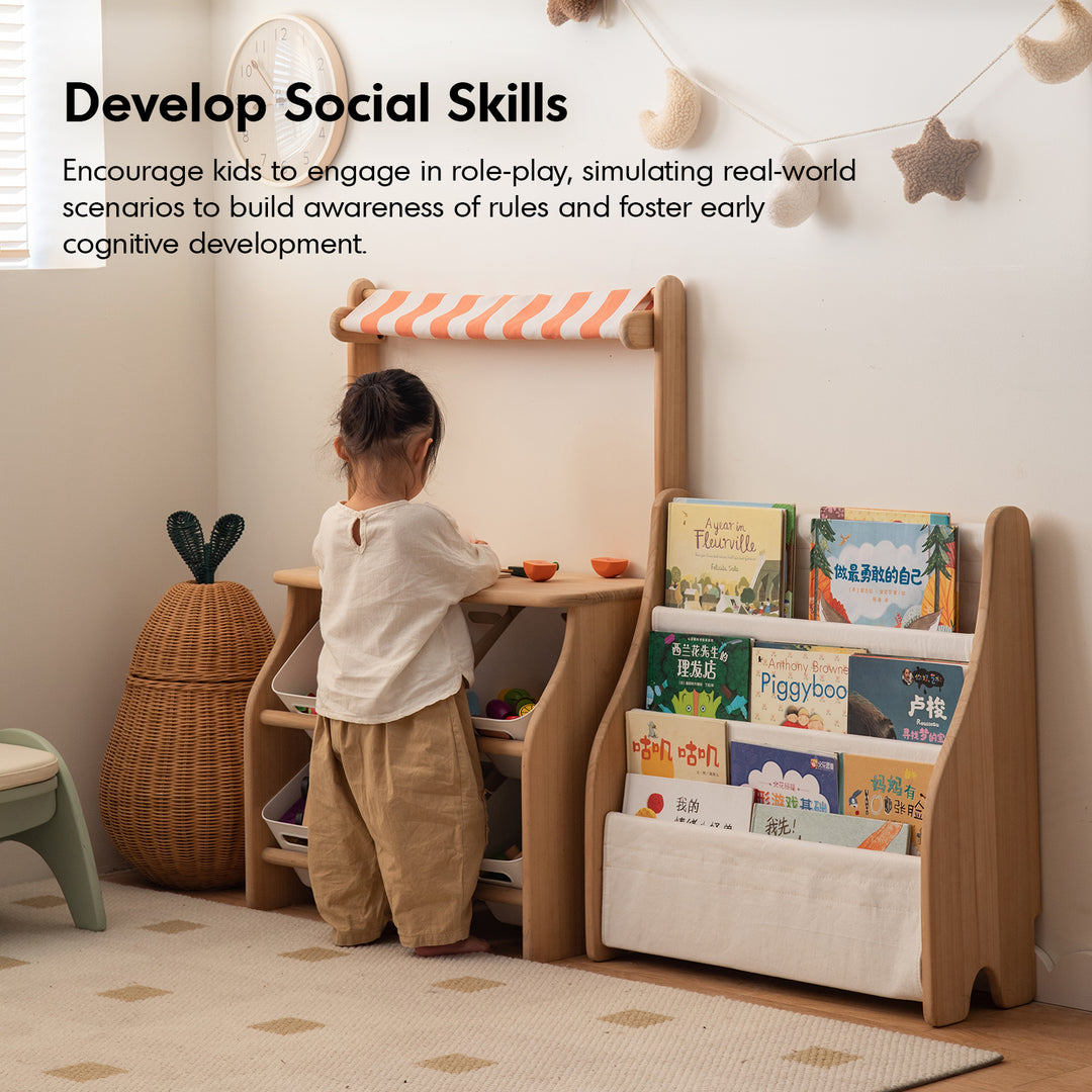 Scandinavian poplar wood kids cabinet luna in details.