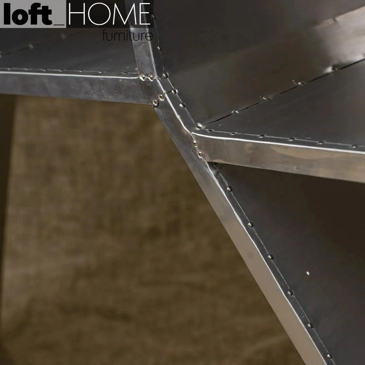 Industrial aluminium study table aircraft environmental situation.