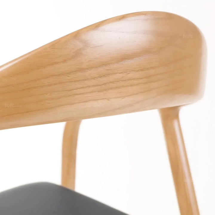 Japandi wood dining chair neum detail 7.