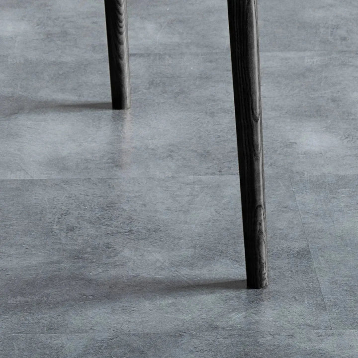 Japandi wood dining chair neum detail 16.