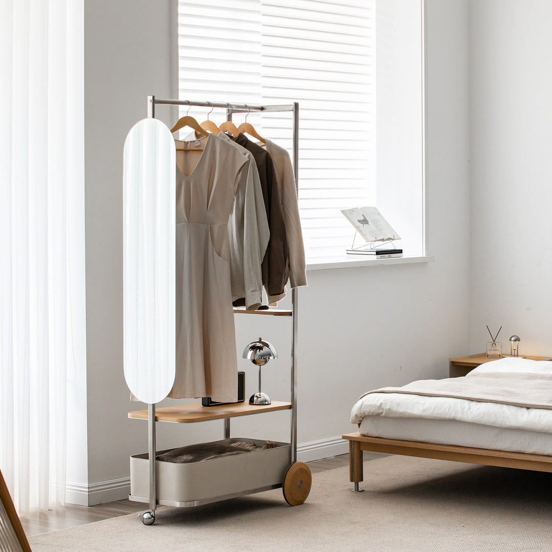 Minimalist stainless steel clothes hanger hera primary product view.