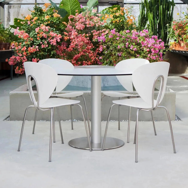 Contemporary plastic dining chair globus layered structure.