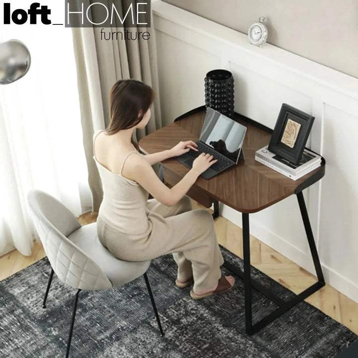 Modern plywood study table dario with context.