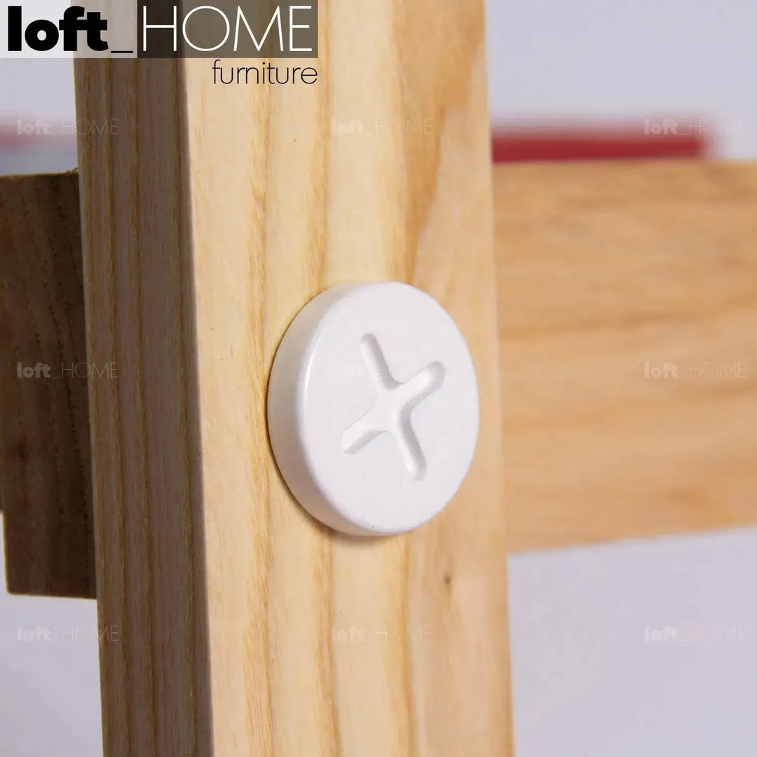 Modern steel shoe shelf sko 3 in still life.