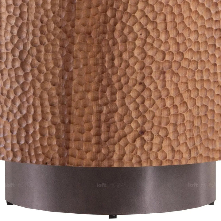 Scandinavian elm wood tv console savvy in details.