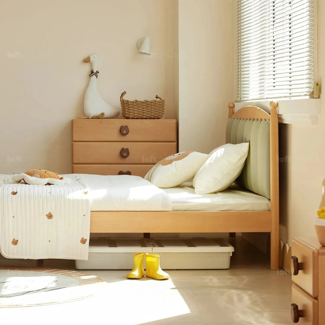 Scandinavian wood kids bed mallow with context.