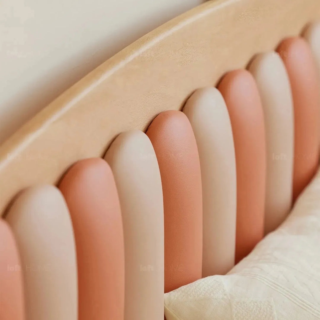 Scandinavian wood kids bed mallow in details.