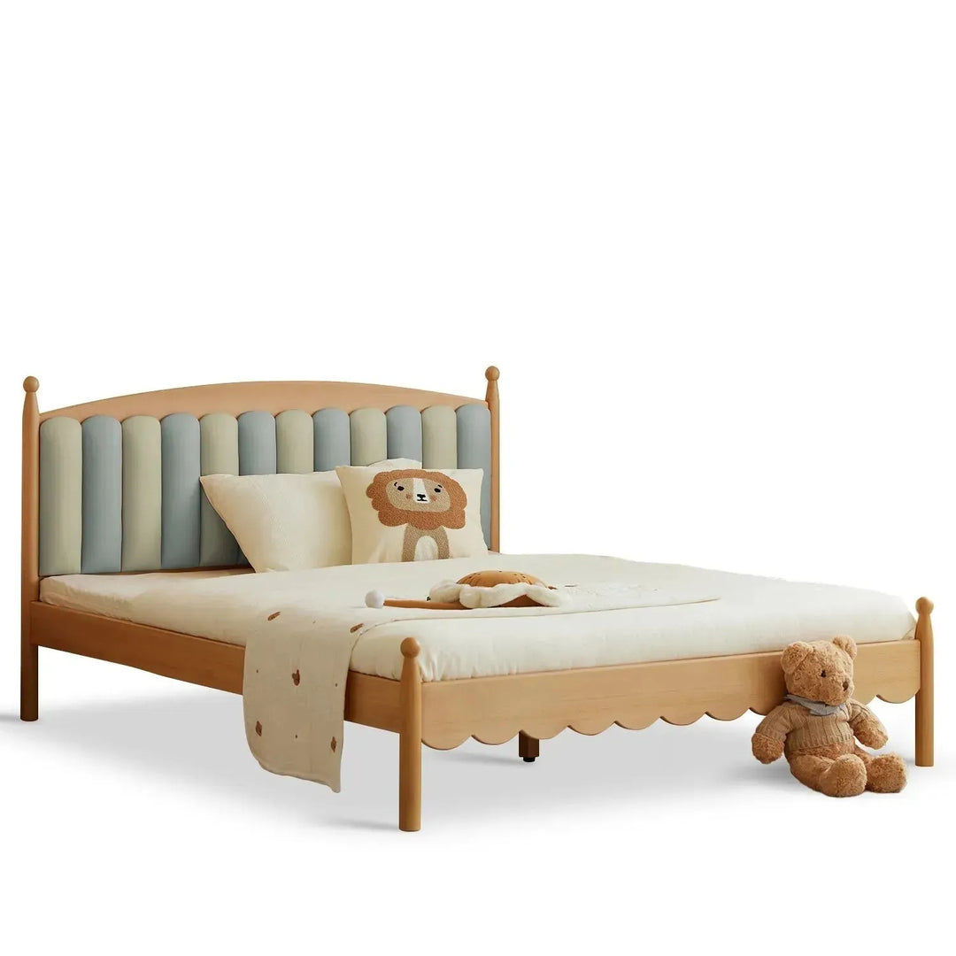 Scandinavian wood kids bed mallow detail 1.