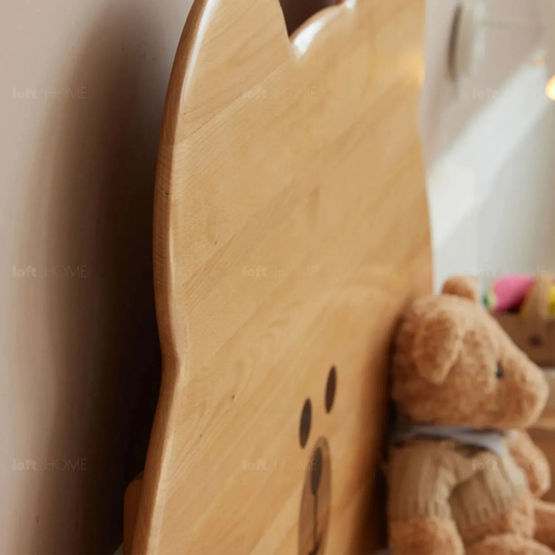 Scandinavian wood kids bed teddy color swatches.