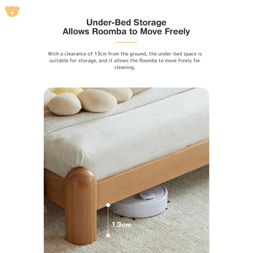Scandinavian wood kids bed teddy in details.