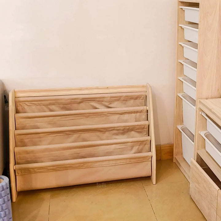 Scandinavian wood kids bookshelf 4 layers charm detail 4.