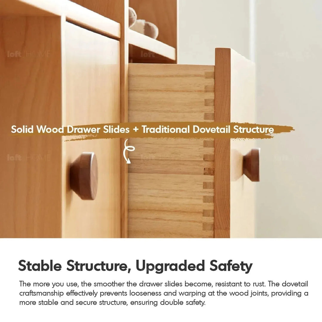 Scandinavian wood kids bookshelf bear detail 1.