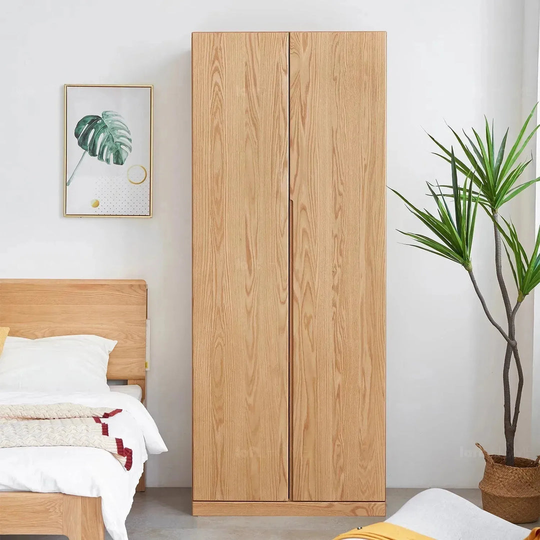 Scandinavian wood wardrobe belle detail 6.