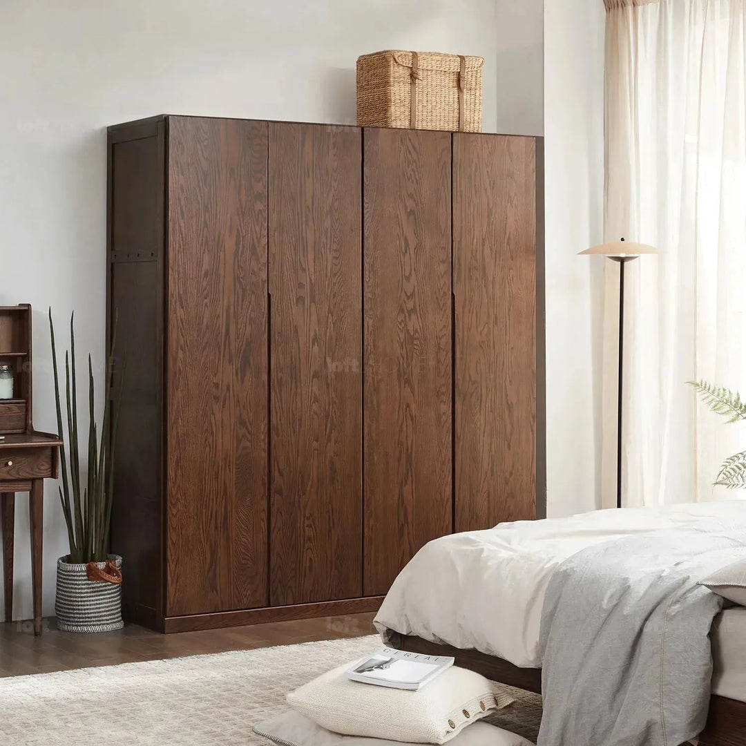 Scandinavian wood wardrobe belle detail 15.