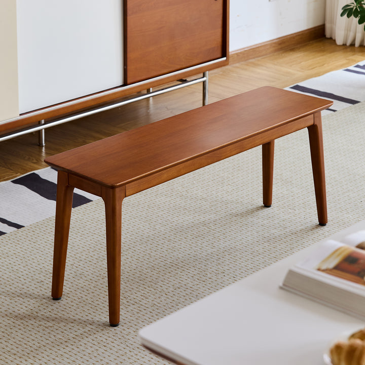 Vintage boxwood dining bench mies in close up details.