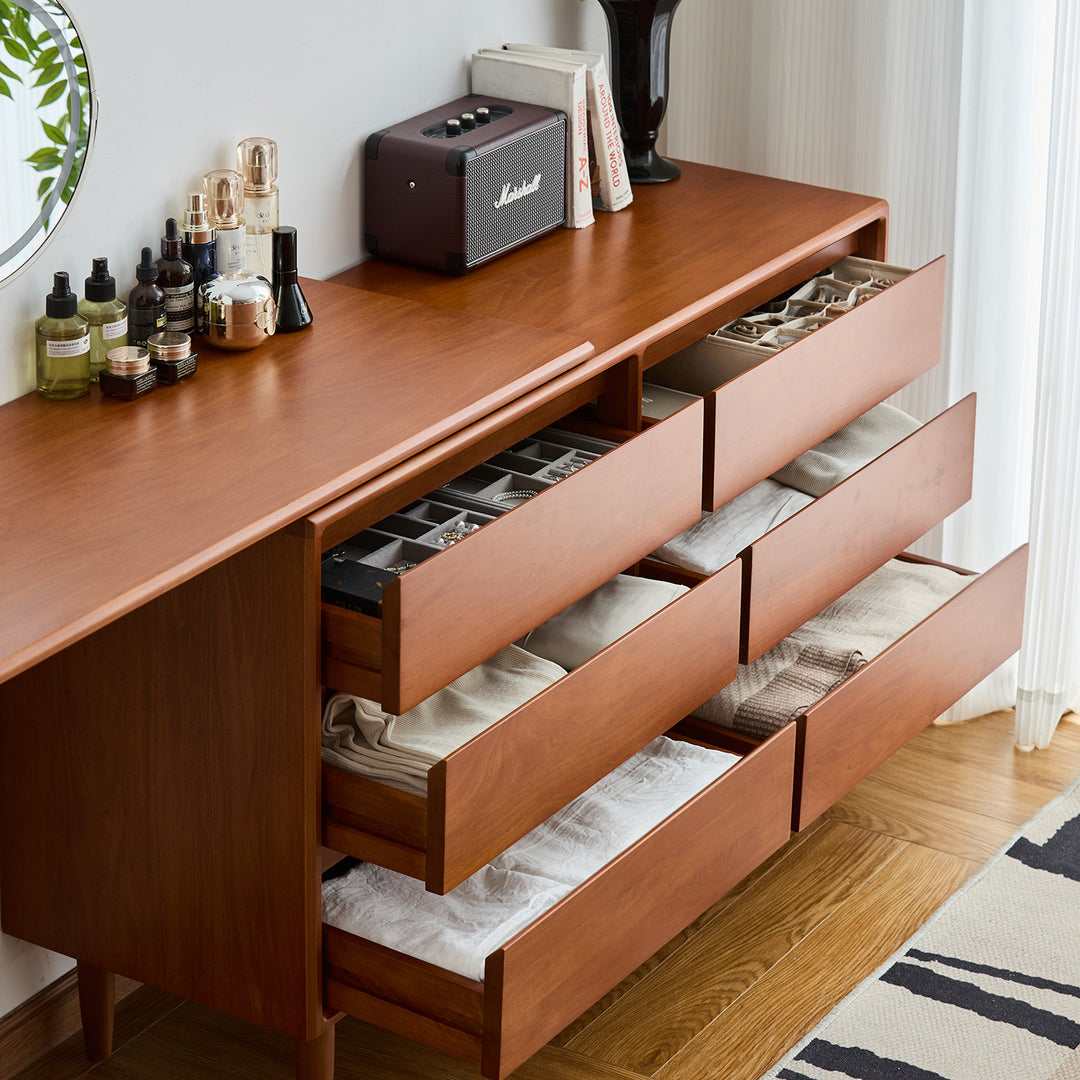 Vintage boxwood dressing table vista in still life.
